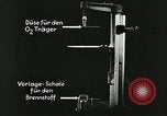 Standbild rocket Propulsion Peenemunde Deutschland, 1945, aus Sekunde 52 historischem Filmmaterial Videoclip 65675030635