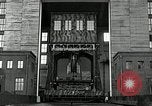 Immagine di Mobile di unità di propulsione test di missili di fuoco Peenemunde Germania, 1943, secondo 26 filmato di repertorio 65675030636