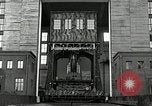 Immagine di Mobile di unità di propulsione test di missili di fuoco Peenemunde Germania, 1943, secondo 41 filmato di repertorio 65675030636
