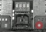 Immagine di Mobile di unità di propulsione test di missili di fuoco Peenemunde Germania, 1943, secondo 61 filmato di repertorio 65675030636
