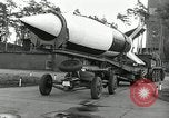 Immagine di Razzo a modo di lancio Peenemunde Germania, 1943, secondo 35 filmato di repertorio 65675030650
