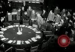 Standbild Bevin Byrnes und Molotow Potsdam Deutschland, 1945, aus Sekunde 10 historischem Filmmaterial Videoclip 65675030653