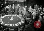 Standbild Bevin Byrnes und Molotow Potsdam Deutschland, 1945, aus Sekunde 16 historischem Filmmaterial Videoclip 65675030653