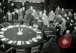 Standbild Bevin Byrnes und Molotow Potsdam Deutschland, 1945, aus Sekunde 17 historischem Filmmaterial Videoclip 65675030653