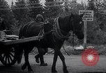 Standbild zivilen Flüchtlingen Kemijarvi Finnland, 1941, aus Sekunde 10 historischem Filmmaterial Videoclip 65675030672