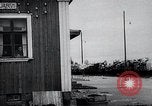 Standbild zivilen Flüchtlingen Kemijarvi Finnland, 1941, aus Sekunde 20 historischem Filmmaterial Videoclip 65675030672