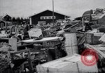 Standbild zivilen Flüchtlingen Kemijarvi Finnland, 1941, aus Sekunde 28 historischem Filmmaterial Videoclip 65675030672
