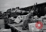 Standbild zivilen Flüchtlingen Kemijarvi Finnland, 1941, aus Sekunde 32 historischem Filmmaterial Videoclip 65675030672