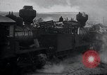 Standbild zivilen Flüchtlingen Kemijarvi Finnland, 1941, aus Sekunde 35 historischem Filmmaterial Videoclip 65675030672
