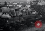 Standbild zivilen Flüchtlingen Kemijarvi Finnland, 1941, aus Sekunde 44 historischem Filmmaterial Videoclip 65675030672