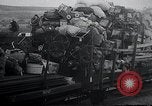 Standbild zivilen Flüchtlingen Kemijarvi Finnland, 1941, aus Sekunde 46 historischem Filmmaterial Videoclip 65675030672