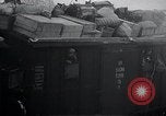 Standbild zivilen Flüchtlingen Kemijarvi Finnland, 1941, aus Sekunde 50 historischem Filmmaterial Videoclip 65675030672