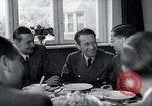 Image Rocket et conférence des aéronefs Allemagne Rechlin Air Station, 1943, de la seconde 15 séquences d'archives historiques vidéo 65675030681
