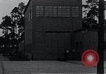 Standbild K-2 Rakete Teile- und Montagebereiche Kummersdorf Deutschland, 1940, aus Sekunde 56 historischem Filmmaterial Videoclip 65675030684