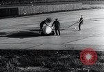 Standbild FI103 fliegende Bombe V-1 Peenemunde Deutschland, 1942, aus Sekunde 55 historischem Filmmaterial Videoclip 65675030689