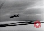 Immagine di Fi103 battenti bomba V-1 il test Peenemunde Germania, 1942, secondo 21 filmato di repertorio 65675030691