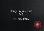 Immagine di Fi103 V-1 battenti bomba rilascio dell'antenna Peenemunde Germania, 1942, secondo 10 filmato di repertorio 65675030692