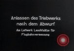 Immagine di Fi103 V-1 battenti bomba rilascio dell'antenna Peenemunde Germania, 1942, secondo 51 filmato di repertorio 65675030692