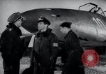 Immagine di ME-262 aereo a getto di apparecchiature di comunicazione Germania, 1944, secondo 13 filmato di repertorio 65675030711