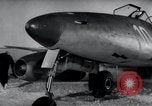Immagine di ME-262 aereo a getto di apparecchiature di comunicazione Germania, 1944, secondo 19 filmato di repertorio 65675030711