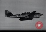 Immagine di ME-262 aereo volo di formazione Germania, 1943, secondo 26 filmato di repertorio 65675030713