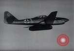 Immagine di ME-262 aereo volo di formazione Germania, 1943, secondo 37 filmato di repertorio 65675030713