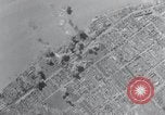 Image B-24 bombardiers lourds Rangoon Birmanie, 1943, de la seconde 48 séquences d'archives historiques vidéo 65675030717