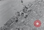 Image B-24 bombardiers lourds Rangoon Birmanie, 1943, de la seconde 55 séquences d'archives historiques vidéo 65675030717