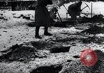 Standbild block Häuser Ostfront europäischen Theater, 1942, aus Sekunde 36 historischem Filmmaterial Videoclip 65675030722