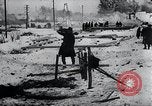 Standbild block Häuser Ostfront europäischen Theater, 1942, aus Sekunde 43 historischem Filmmaterial Videoclip 65675030722