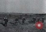 Standbild block Häuser Ostfront europäischen Theater, 1942, aus Sekunde 57 historischem Filmmaterial Videoclip 65675030724