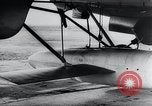 Standbild FW-200 Einleitung V-1 Deutschland, 1942, aus Sekunde 16 historischem Filmmaterial Videoclip 65675030741