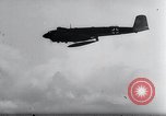 Standbild FW-200 Einleitung V-1 Deutschland, 1942, aus Sekunde 30 historischem Filmmaterial Videoclip 65675030741