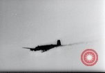 Standbild FW-200 Einleitung V-1 Deutschland, 1942, aus Sekunde 33 historischem Filmmaterial Videoclip 65675030741