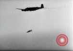 Standbild FW-200 Einleitung V-1 Deutschland, 1942, aus Sekunde 37 historischem Filmmaterial Videoclip 65675030741