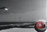 Standbild FI103 fliegende Bombe Deutschland, 1942, aus Sekunde 7 historischem Filmmaterial Videoclip 65675030742