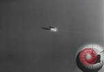 Standbild FI103 fliegende Bombe Deutschland, 1942, aus Sekunde 9 historischem Filmmaterial Videoclip 65675030742