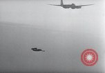Standbild ER-111 Einleitung V-1 Deutschland, 1942, aus Sekunde 38 historischem Filmmaterial Videoclip 65675030746