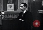 Immagine di Joseph Goebbels e Adolf Hitler Berlino Germania, 1933, secondo 9 filmato di repertorio 65675030759