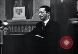 Immagine di Joseph Goebbels e Adolf Hitler Berlino Germania, 1933, secondo 10 filmato di repertorio 65675030759