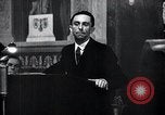 Immagine di Joseph Goebbels e Adolf Hitler Berlino Germania, 1933, secondo 17 filmato di repertorio 65675030759