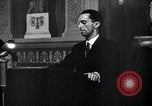 Immagine di Joseph Goebbels e Adolf Hitler Berlino Germania, 1933, secondo 23 filmato di repertorio 65675030759