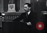 Immagine di Joseph Goebbels e Adolf Hitler Berlino Germania, 1933, secondo 32 filmato di repertorio 65675030759