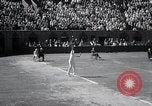 Immagine di Vigne sconfigge Lott in uomini singoli Tennis Championship match Forest Hills New York USA, 1931, secondo 25 filmato di repertorio 65675030764