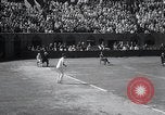 Immagine di Vigne sconfigge Lott in uomini singoli Tennis Championship match Forest Hills New York USA, 1931, secondo 26 filmato di repertorio 65675030764