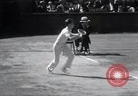 Immagine di Vigne sconfigge Lott in uomini singoli Tennis Championship match Forest Hills New York USA, 1931, secondo 34 filmato di repertorio 65675030764