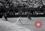 Immagine di Vigne sconfigge Lott in uomini singoli Tennis Championship match Forest Hills New York USA, 1931, secondo 40 filmato di repertorio 65675030764