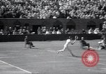Immagine di Vigne sconfigge Lott in uomini singoli Tennis Championship match Forest Hills New York USA, 1931, secondo 41 filmato di repertorio 65675030764