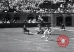 Immagine di Vigne sconfigge Lott in uomini singoli Tennis Championship match Forest Hills New York USA, 1931, secondo 42 filmato di repertorio 65675030764
