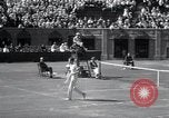 Immagine di Vigne sconfigge Lott in uomini singoli Tennis Championship match Forest Hills New York USA, 1931, secondo 44 filmato di repertorio 65675030764